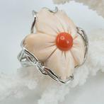 Zilver - Ring - Italiaanse camee en koraal