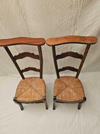 Fauteuil - Set van Antieke Houten Fauteuils met Rieten