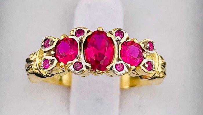 Zonder Minimumprijs - Ring - 9 kt. Geel goud, Zilver Robijn, Handtassen en Accessoires, Ringen