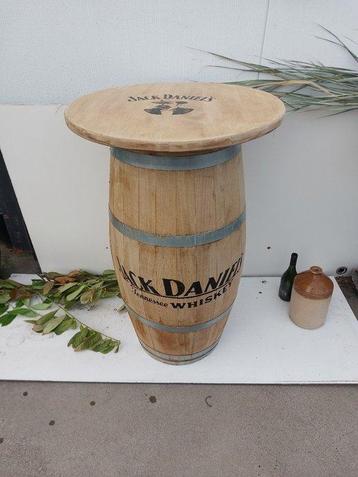 Baril - Un tonneau en chêne de 150 litres de Jack Daniels. -