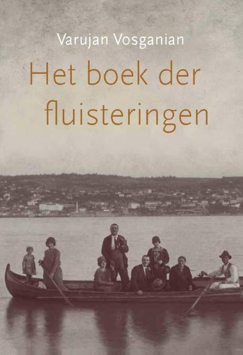 Het boek der fluisteringen 9789061434054 Varujan Vosganian, Boeken, Romans, Gelezen, Verzenden