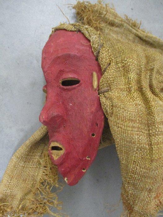 Masque Pende Mbuya Fumu Jia Kifutshi - DR Congo (Zonder, Antiquités & Art, Art | Art non-occidental