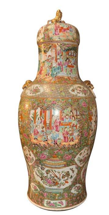 Vaas - Porselein - China - Qing Dynastie (1644-1911) -, Antiek en Kunst, Antiek | Overige Antiek