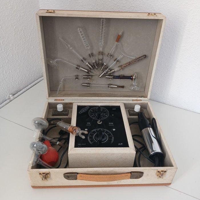 FLUVITA - Medisch instrument - Canvas, Glas, Hout - Apparaat, Antiek en Kunst, Antiek | Wandborden en Tegels