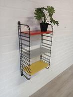 Tomado - Adriaan Dekker - Étagère murale - Métal