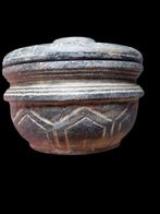 Gandhara Stone - Shisht Excessively Rare Reliquary - 78 mm, Verzamelen