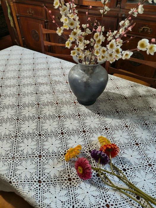Tafelkleed - 150 cm - 150 cm - Handmatige haakwerk, Antiek en Kunst, Antiek | Tapijten, Tafelkleden en Textiel