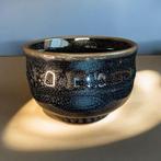 Kasama-yaki Tenmoku Yuteki Guinomi – olieplek glazuur –