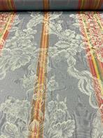 Prestigieus jacquard damastweefsel met bloemmotief - Textiel