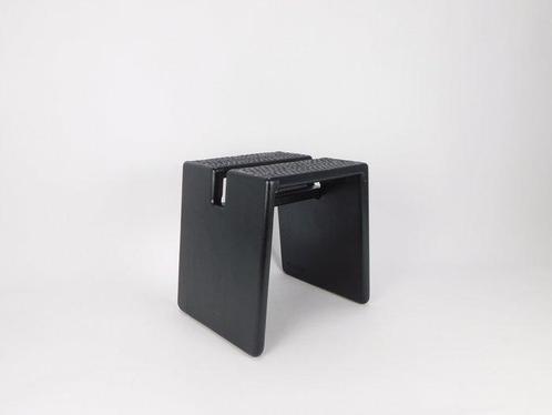 Wilk Brothers Furniture - Sebastian Wilk - Kruk - Type7 Laag, Antiek en Kunst, Kunst | Designobjecten