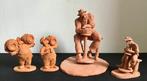 Beeldje (4) - terracotta - handgemaakt - Pottenbakker en, Antiek en Kunst, Antiek | Glaswerk en Kristal