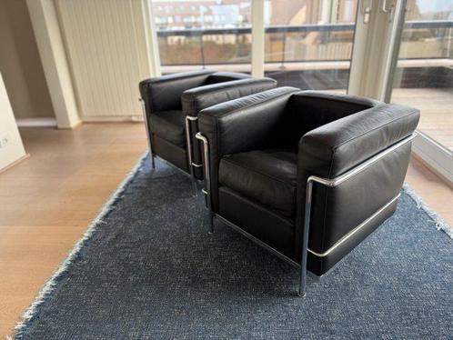 Cassina - Le Corbusier - Fauteuil (2) - LC2 - Leer, Antiek en Kunst, Kunst | Designobjecten