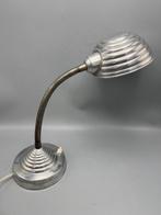 Art deco bureaulamp in aluminium - Lampe de bureau -, Antiek en Kunst