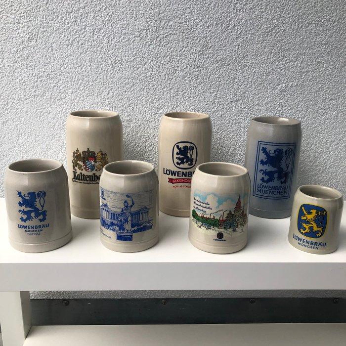 Löwenbräu - Bierpul (7) - Klei - Löwenbräu-bierpullen, Antiek en Kunst, Antiek | Speelgoed