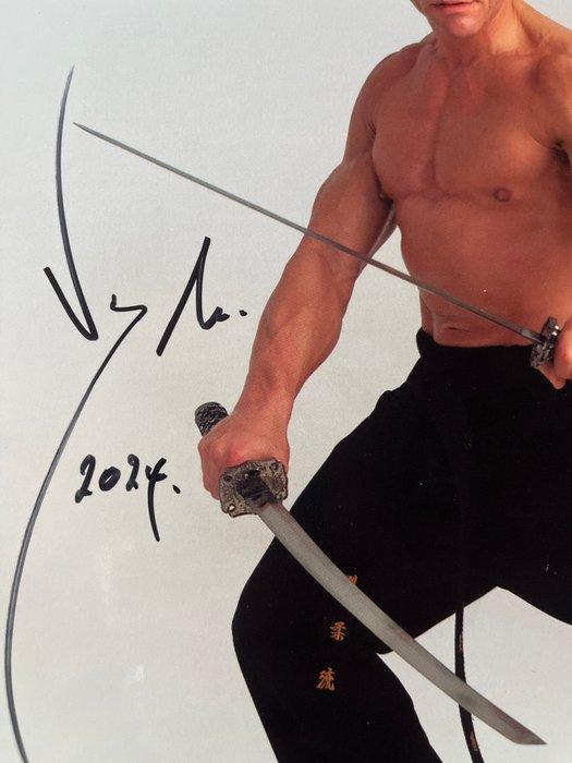 Jean Claude Van Damme, signed in person (2024), Verzamelen, Film en Tv