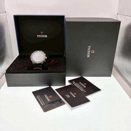 Tudor - Pelagos FXD Red bull Racing - 25807KN - Homme - 2024, Handtassen en Accessoires, Horloges | Antiek