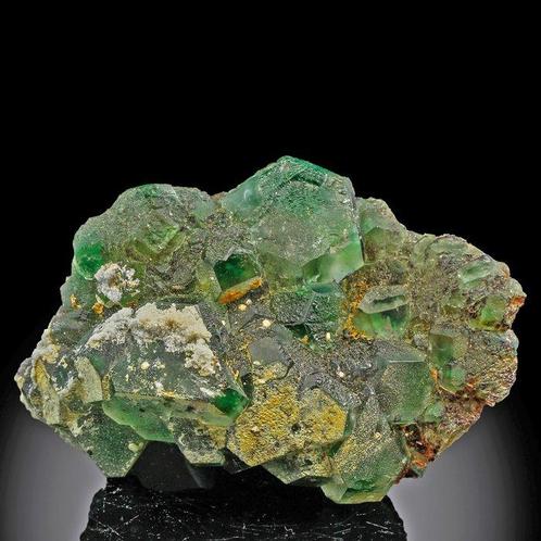 Gratis verzending! Smaragdgroene fluoriet Kristalen -, Verzamelen, Mineralen en Fossielen
