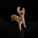 Oud-Grieks, Magna Graecia Grote Griekse stierenbeeldje –, Antiek en Kunst