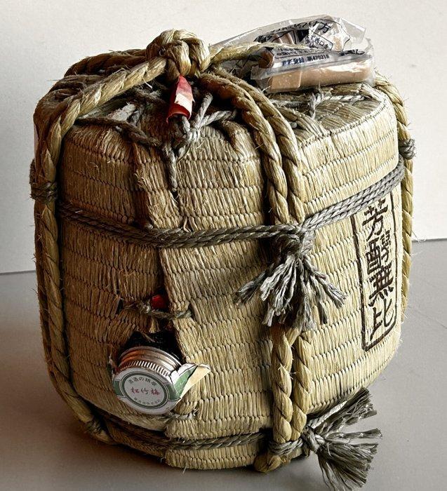 Takara Shuzo Co., Ltd - Fles - Glas - Saké vat, Antiek en Kunst, Antiek | Overige Antiek