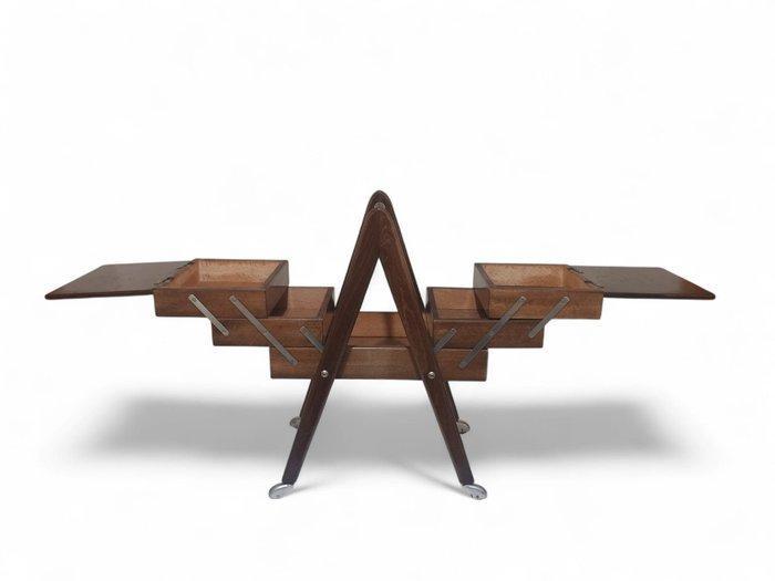 Boîte à couture - - Mobiletto Porta Cucito, Antiquités & Art, Art | Objets design