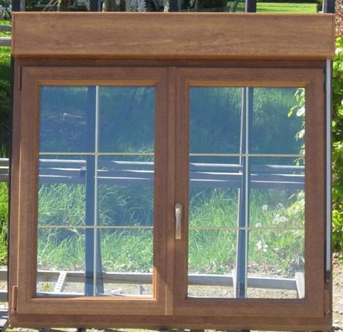 pvc raam , chassis , venster 131 x 127 gouden eik rolluik, Doe-het-zelf en Bouw, Raamkozijnen en Schuifdeuren, Inclusief glas
