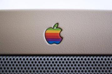 Apple Vintage AppleDesign Powered Speakers M6082 – Retro beschikbaar voor biedingen