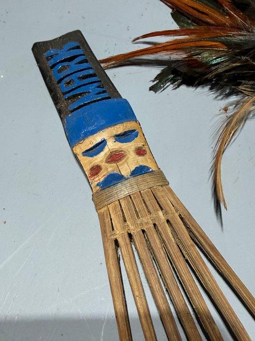 Convolut van drie Papoeaanse feestkammen - Geelvinkbaai -, Antiquités & Art, Art | Art non-occidental