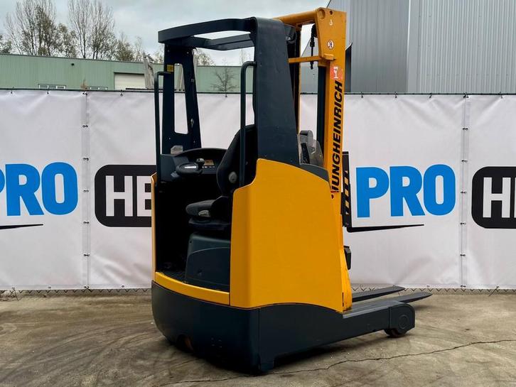 Jungheinrich ETV110-530DZ (2006) compact 2022 batt +VIDEO, Zakelijke goederen, Machines en Bouw | Heftrucks en Intern transport