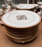 Porcelaine de Limoges - Service de table pour 12 (70) -, Antiek en Kunst
