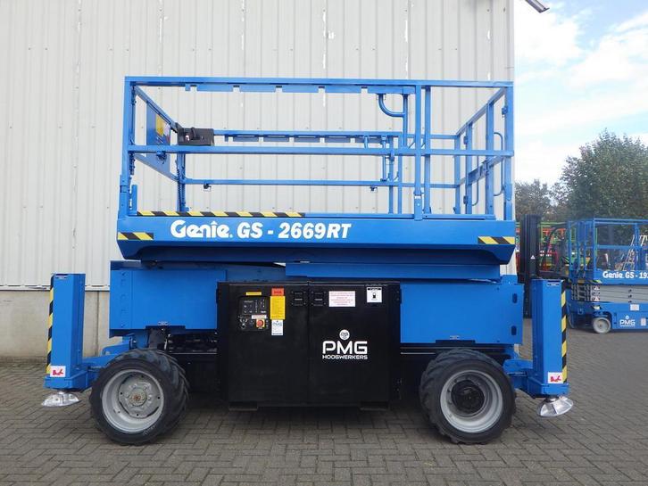 Genie GS-2669RT hoogwerker , 2014 , 10 meter werkhoogte, Zakelijke goederen, Machines en Bouw | Liften, Steigers en Ladders