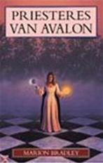 Priesteres van Avalon / Avalonserie / 4 9789022530030, Boeken, Verzenden, Zo goed als nieuw, Marion Zimmer Zimmer Bradley