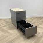 Tweedehands Ahrend hoge Ladeblok vv 4 lades met sleutel,, Huis en Inrichting, Kasten | Ladekasten, Gebruikt