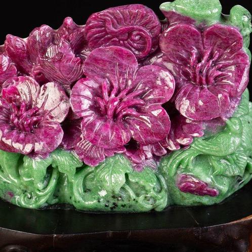 Handgemaakte gesneden bloem Zeer Groot - Natuurlijke Robijn, Verzamelen, Mineralen en Fossielen