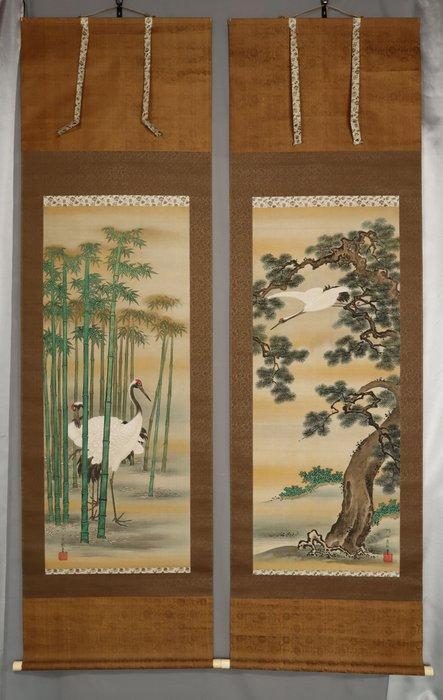 Een paar kraanvogels met dennen en bamboe - Met handtekening, Antiek en Kunst, Antiek | Overige Antiek