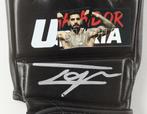 UFC - Ilia Topuria - Signed Glove, Verzamelen, Nieuw