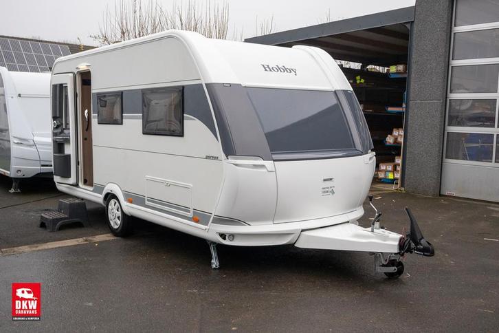 HOBBY On tour 460 DL, Caravans en Kamperen, Caravans, 1000 - 1250 kg, Gascomfoor, Kachel, Koelkast, 2 aparte bedden, 6 tot 7 meter