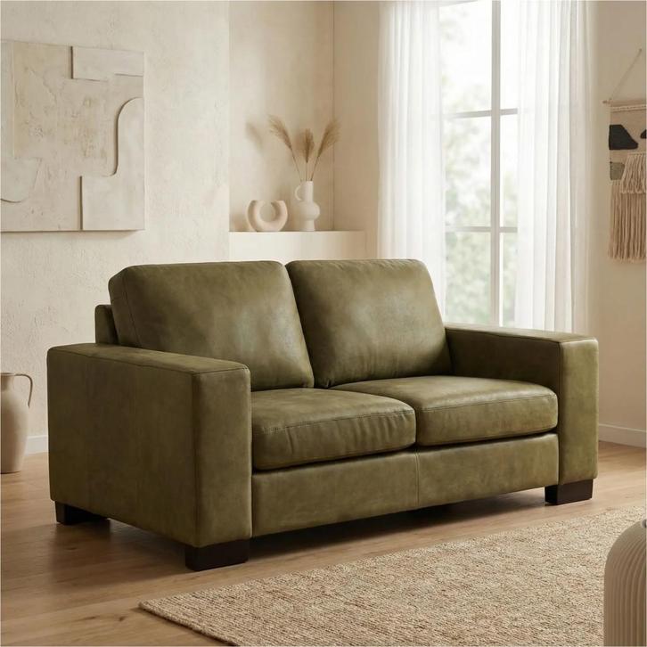 Leren bank Enjoy - 2 zits - Kenia Olive (olijf) - Poten, Huis en Inrichting, Zetels | Zetels, 150 tot 200 cm, 75 tot 100 cm, Nieuw