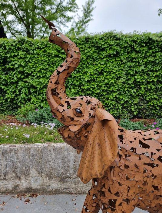 Beeldje - Large Elephant with butterfly - 90 cm - IJzer,, Antiek en Kunst, Curiosa en Brocante