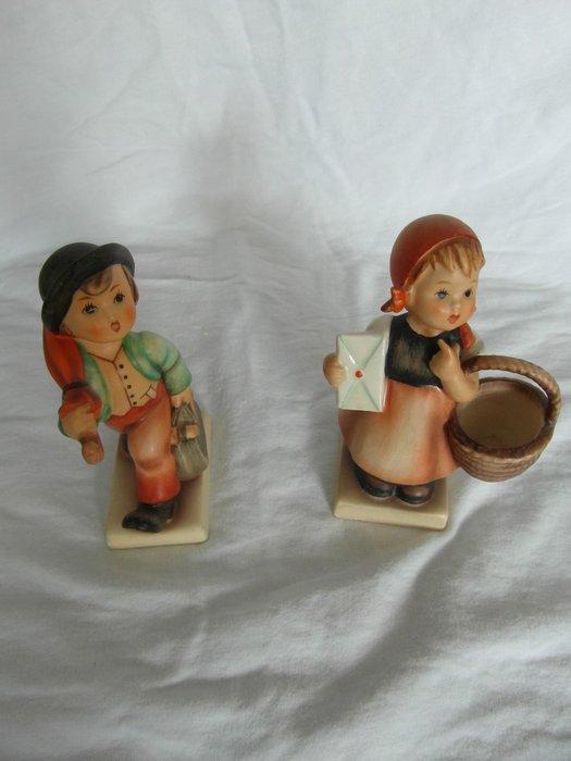 Goebel - Beeldje - Hummel 11 merry Wanderer-Hummel 13, Antiek en Kunst, Curiosa en Brocante