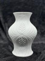 Vase - Vase en porcelaine Royal KPM avec décoration en, Antiquités & Art