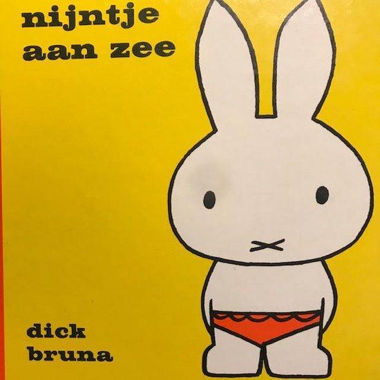 Nijntje aan zee / Nijntje 9789022940068 Dick Bruna, Boeken, Overige Boeken, Gelezen, Verzenden