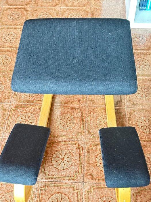 Stokke - Peter Opsvik - Stoel - Balans Stoel - Hout, Textiel, Antiek en Kunst, Antiek | Meubels | Stoelen en Sofa's