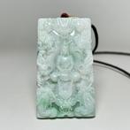 Pendentif Guanyin en jadéite certifiée sculptée en forme de, Antiek en Kunst