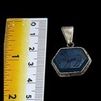 Modulaire zilveren hanger met een oude nabij-oosterse