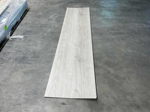 Veiling - 14,7m² Dynamic XXL Alpine White laminaatvloer, Doe-het-zelf en Bouw, Vloerdelen en Plavuizen