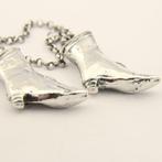 Antieke (1850) breipendoppen aan jasseron ketting - Naaiset