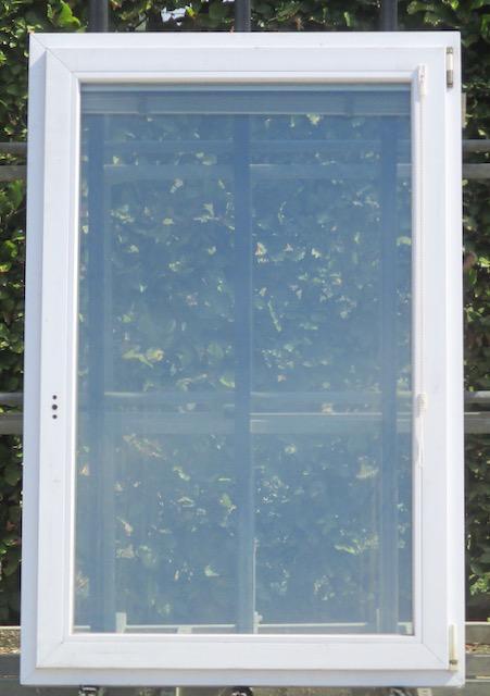 Pvc raam chassis met aluminium afwerking 96 x 145, Doe-het-zelf en Bouw, Raamkozijnen en Schuifdeuren, Inclusief glas, Nieuw, Kunststof