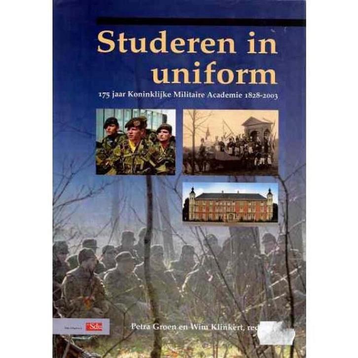 Studeren in uniform 9789012097727, Boeken, Oorlog en Militair, Zo goed als nieuw, Verzenden