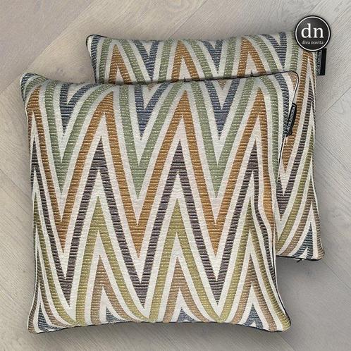 Missoni - New set of 2 pillows made of Missoni fabric -, Antiek en Kunst, Antiek | Tapijten, Tafelkleden en Textiel