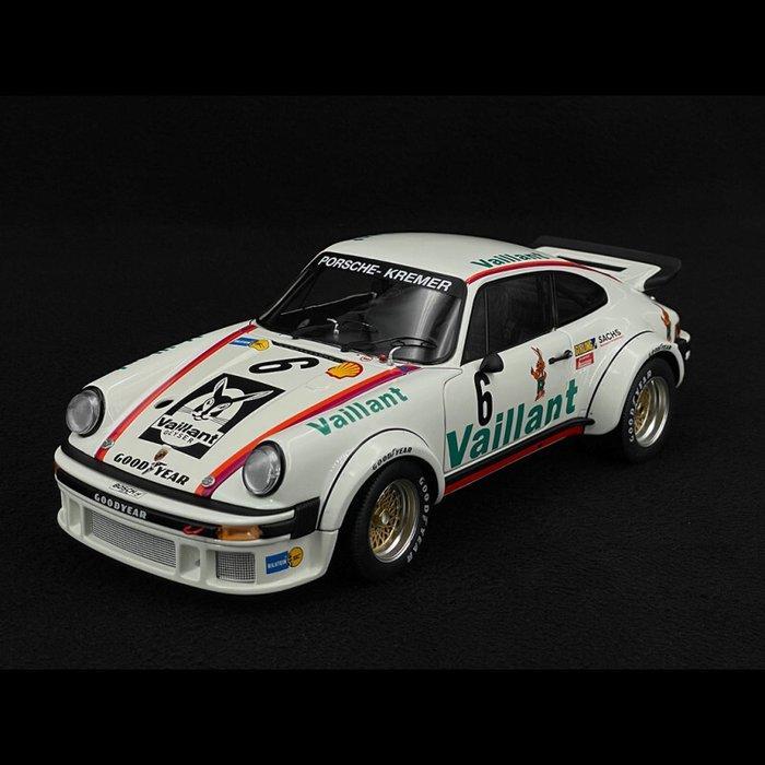 Schuco 1:18 - Model raceauto - Porsche 934 RSR #6 European, Hobby en Vrije tijd, Modelauto's | 1:5 tot 1:12